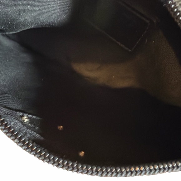 Authentic PRADA Black Vela Nylon Cosmetic Pouch / Clutch - Picture 4 of 4